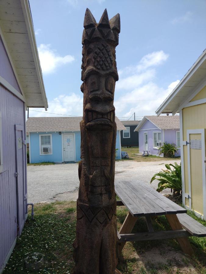 Double Barr Cottage Inn Port Aransas Exterior photo